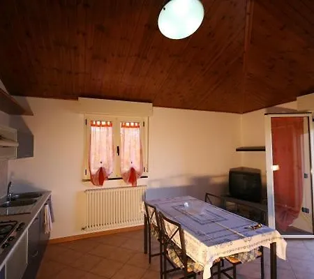 מלון Centopini 3*