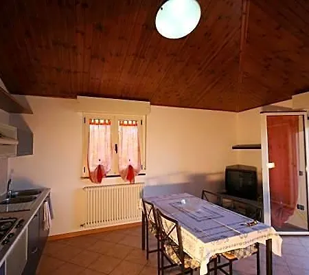 מלון Centopini 3*