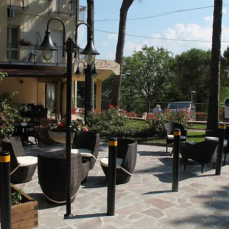 Centopini Hotel 3*