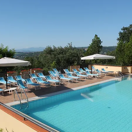 Centopini Hotel 3*